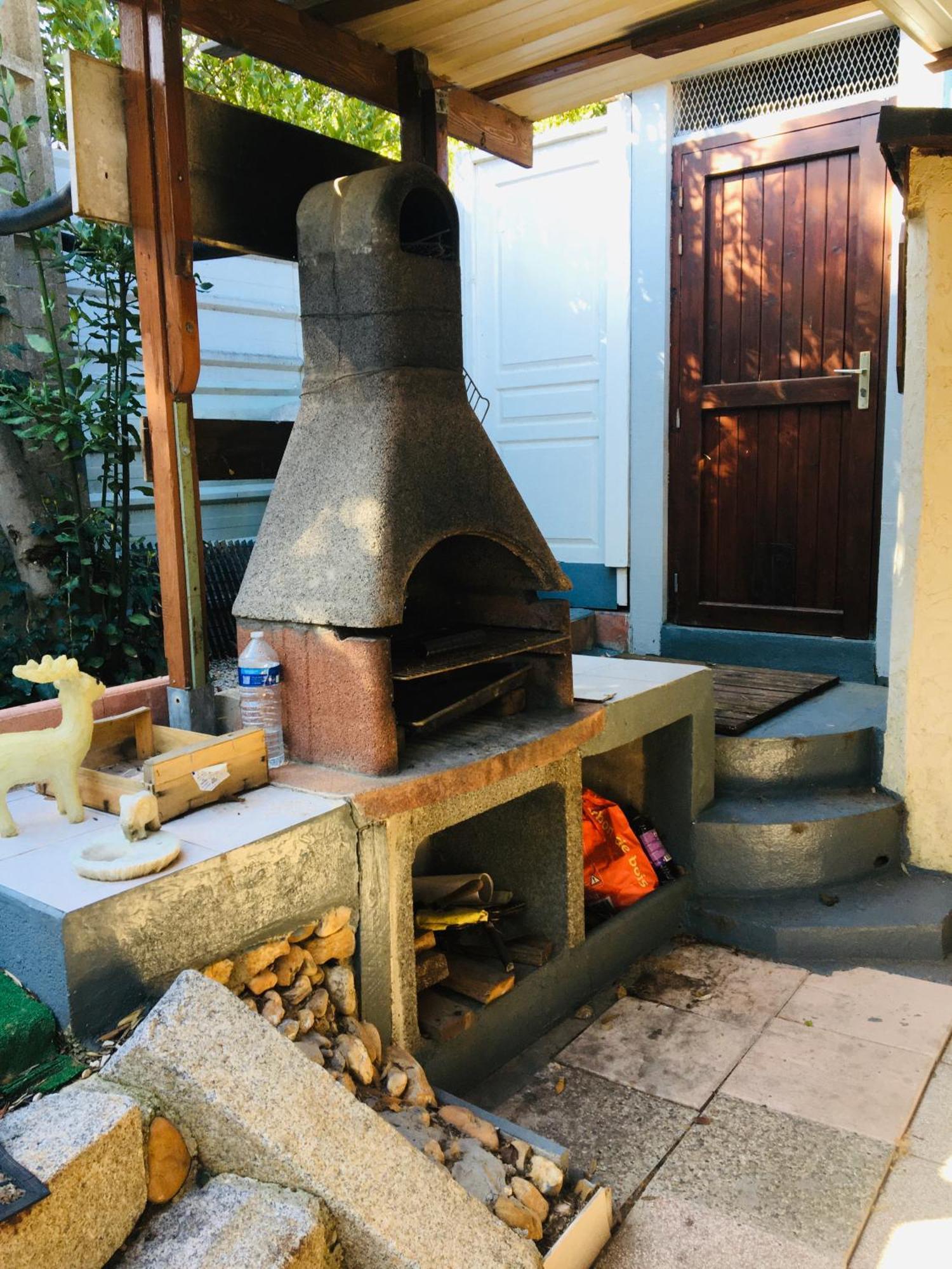 Maison De Vacances Serignan Luaran gambar