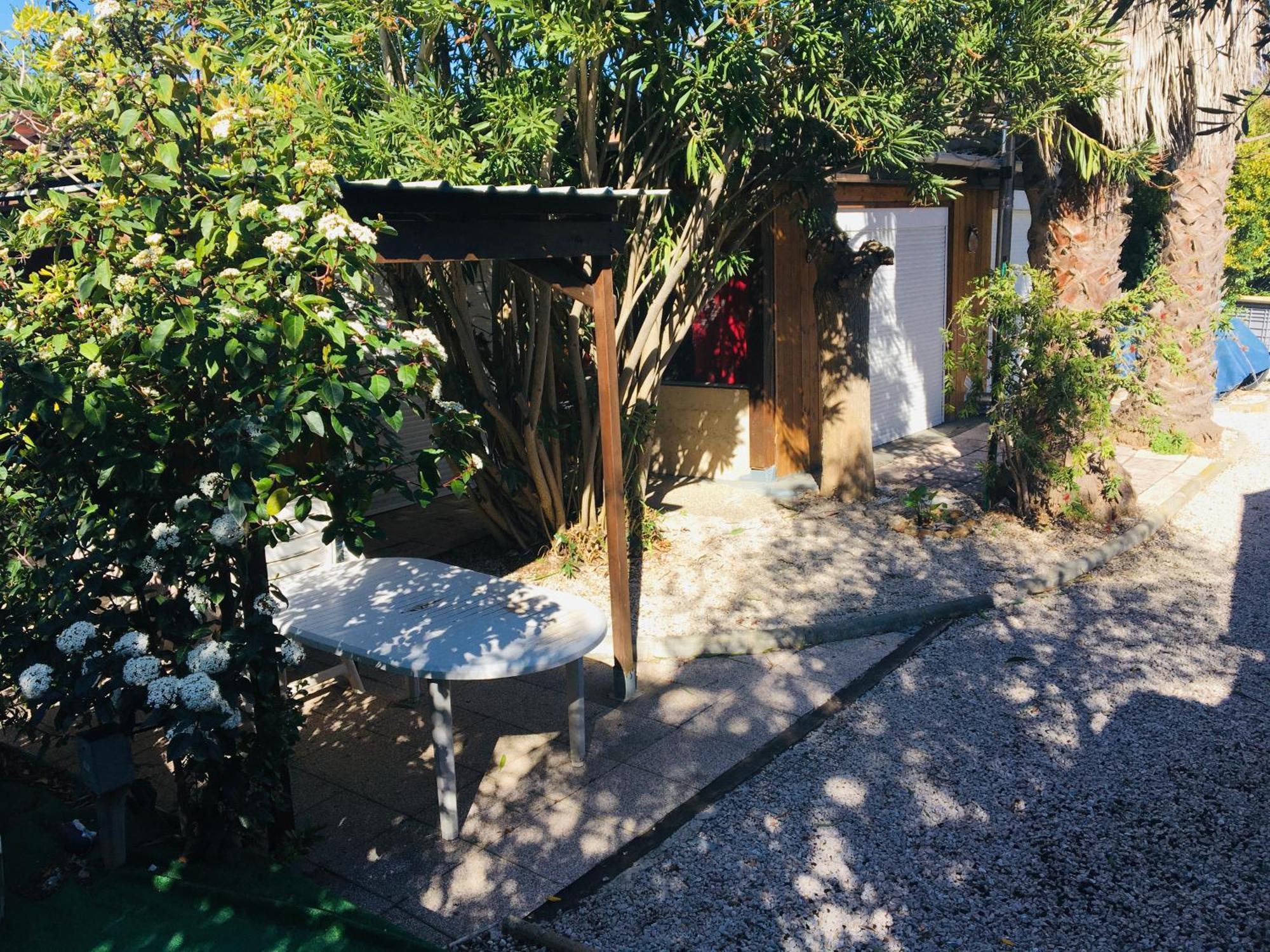 Maison De Vacances Serignan Luaran gambar